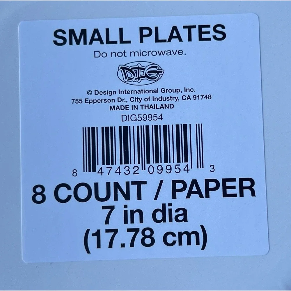 7 Pack 8 Count Blue Snowflake Paper Plates 7